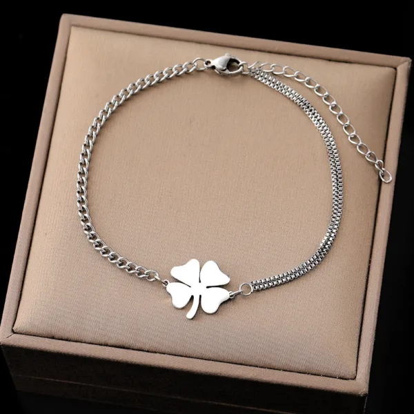 creative personality retro love clover titanium steel bracelet - Image 3