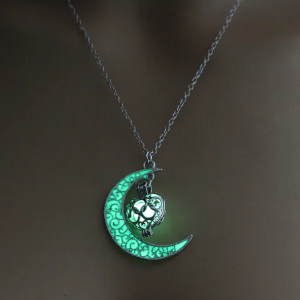 glowing pendant necklaces silver plated chain necklaces - Image 14